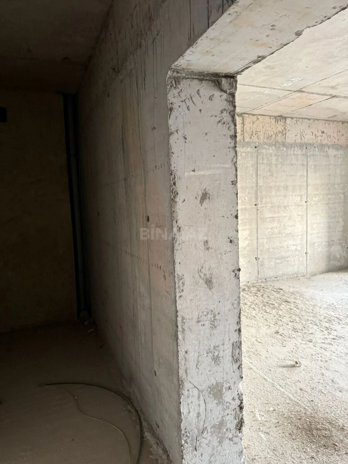 Satılır 3 otaqlı mənzil 91 m²