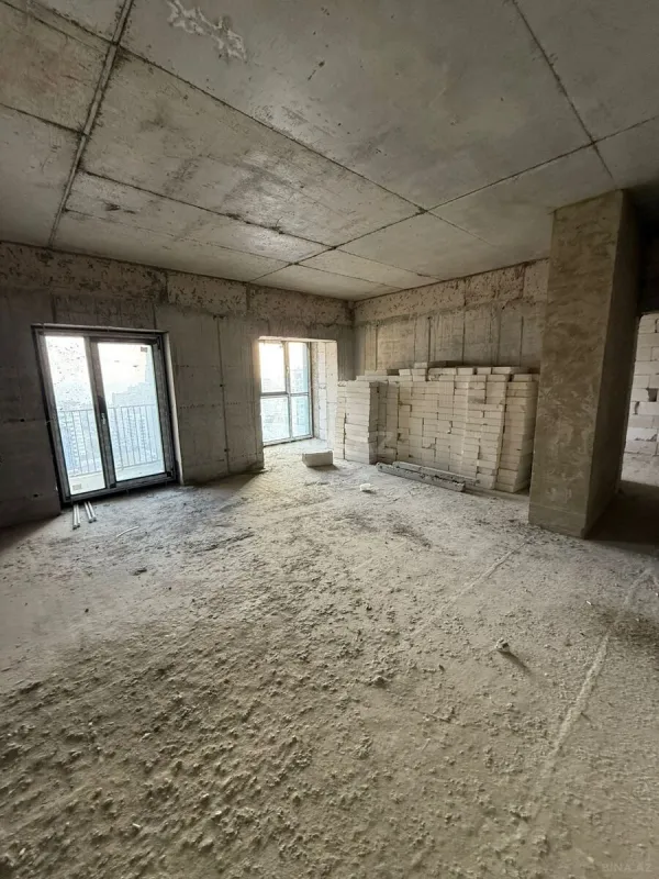 Satılır 3 otaqlı mənzil 91 m²