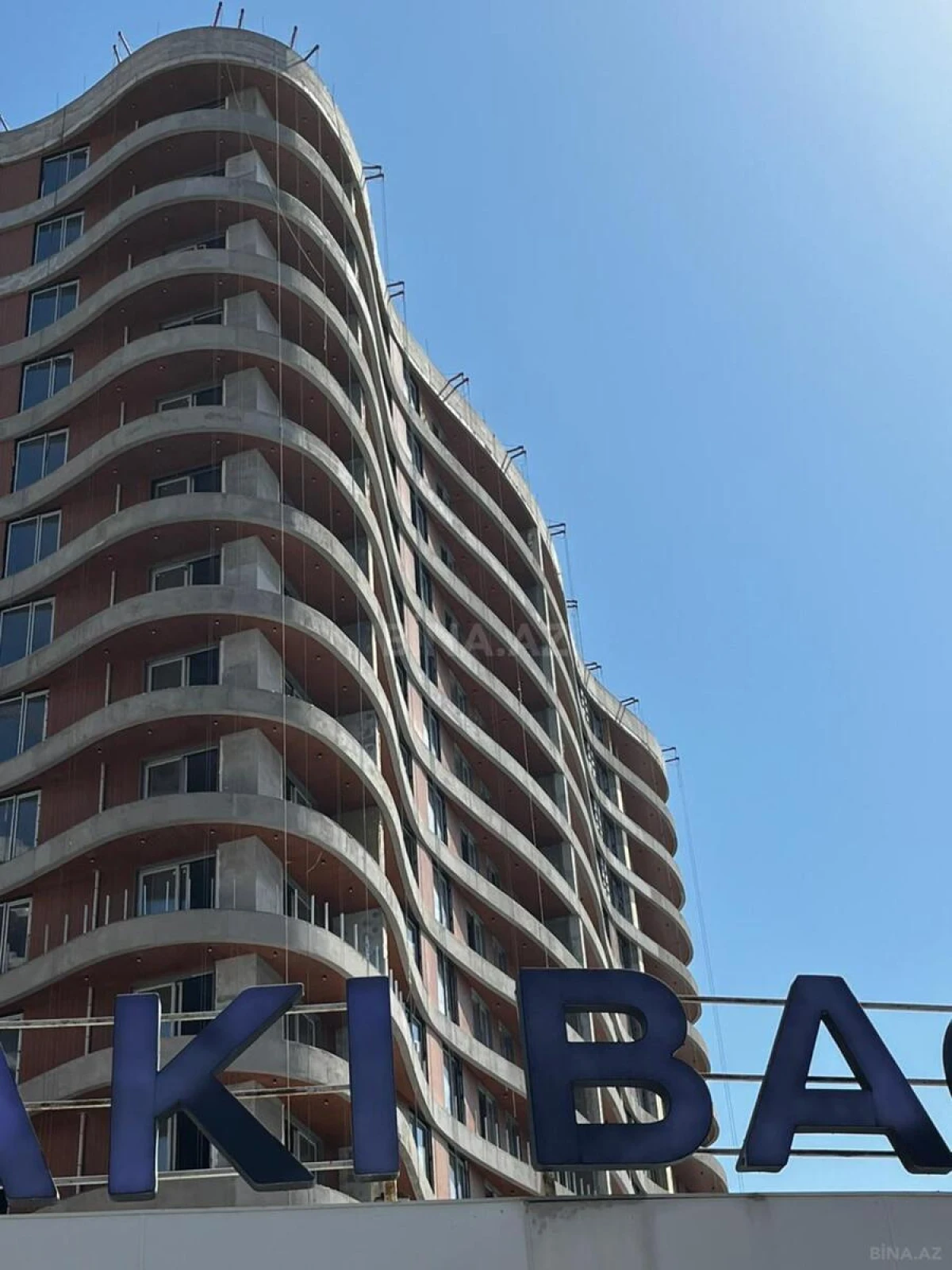Satılır 2 otaqlı mənzil 78.2 m²