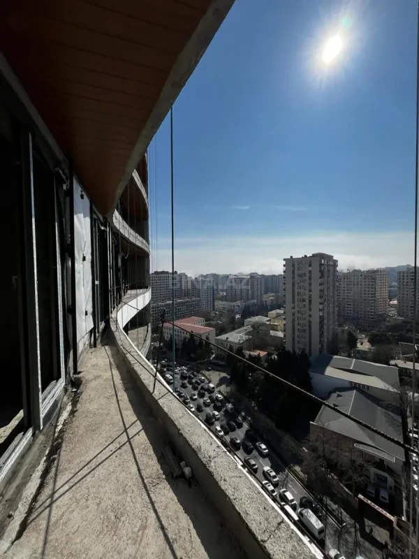 Satılır 2 otaqlı mənzil 78.2 m²