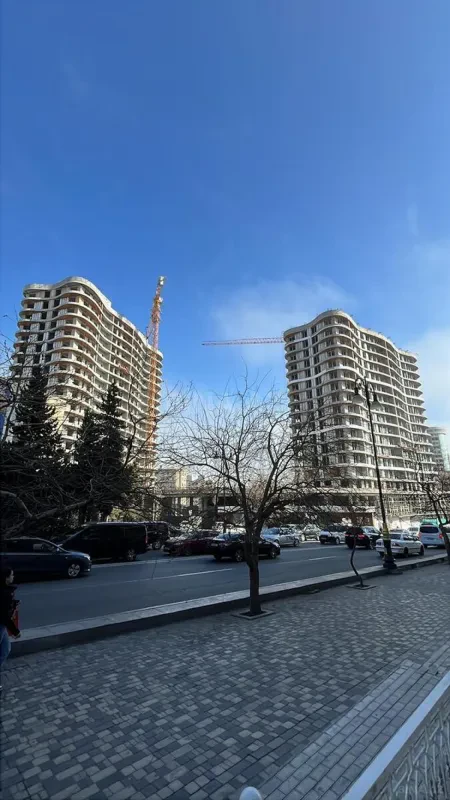 Satılır 2 otaqlı mənzil 78.2 m²