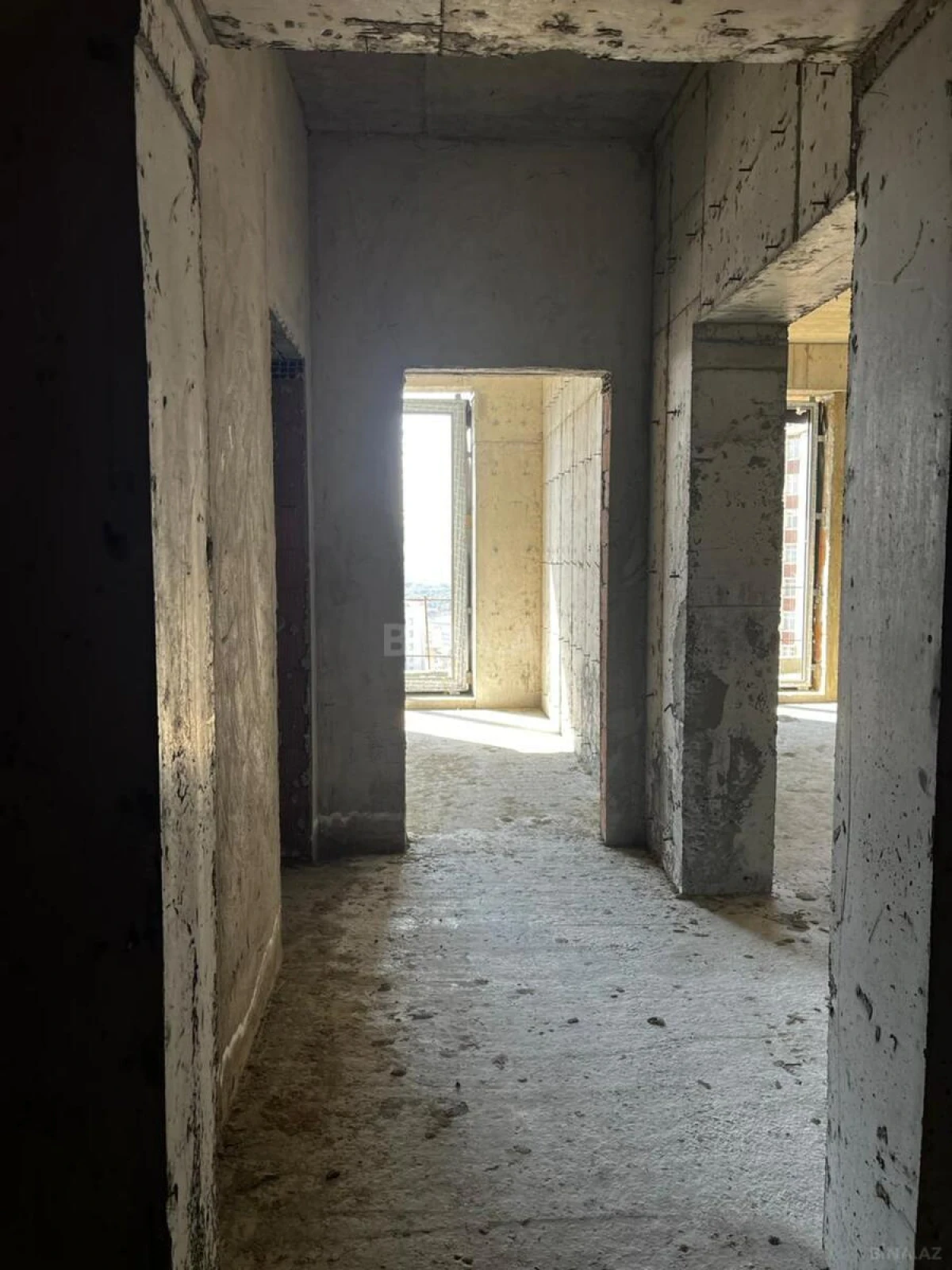 Satılır 2 otaqlı mənzil 78.2 m²