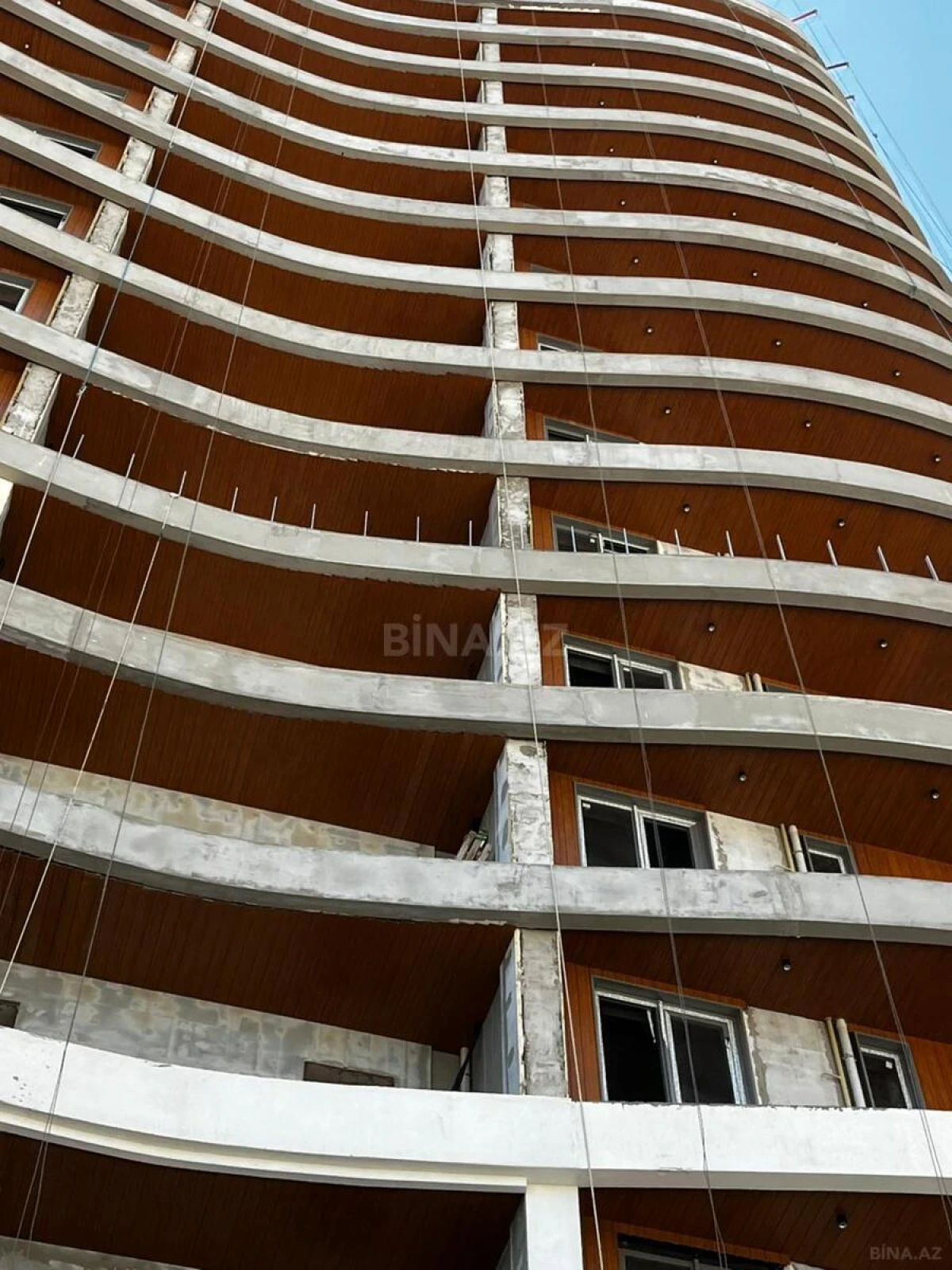 Satılır 2 otaqlı mənzil 78.2 m²