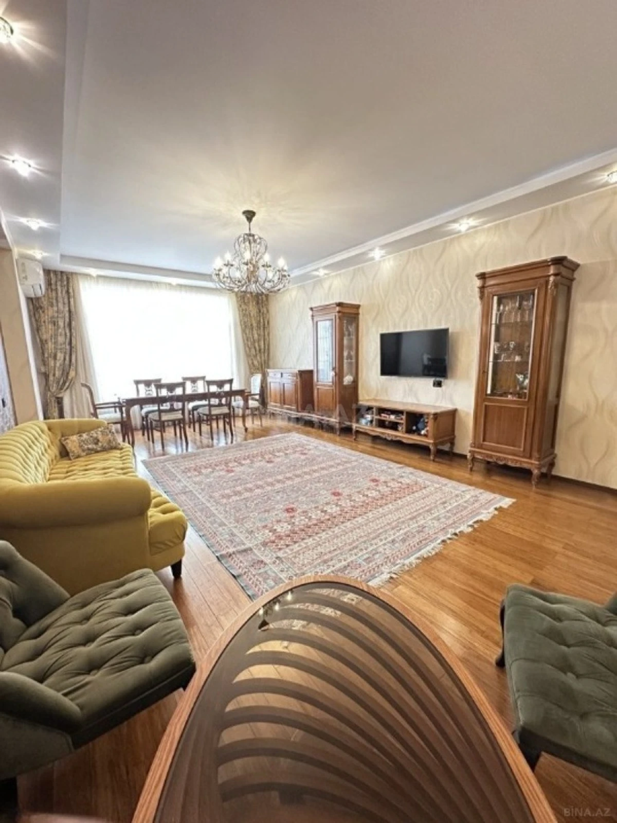 Satılır 3 otaqlı mənzil 128 m²