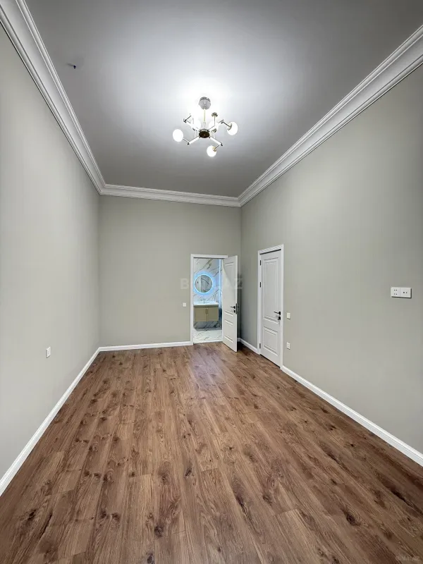 Satılır 4 otaqlı həyət evi 180 m²