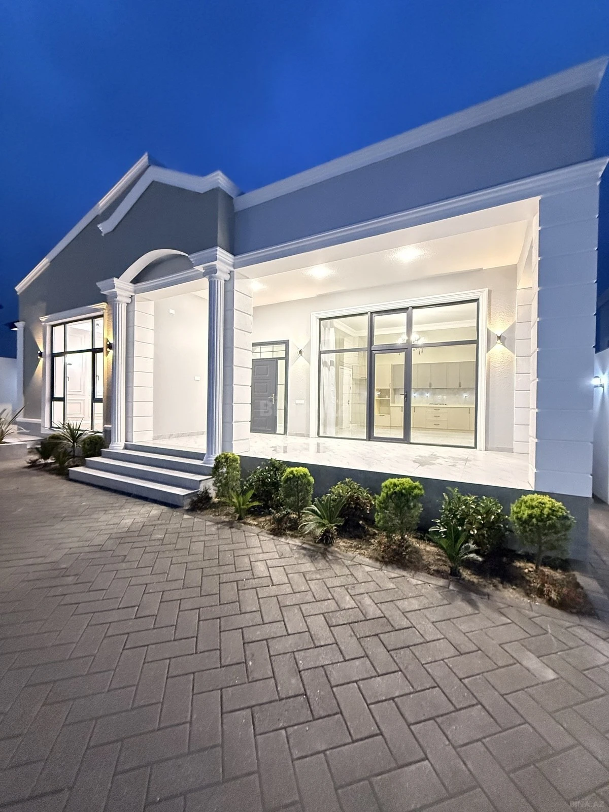 Satılır 4 otaqlı həyət evi 180 m²