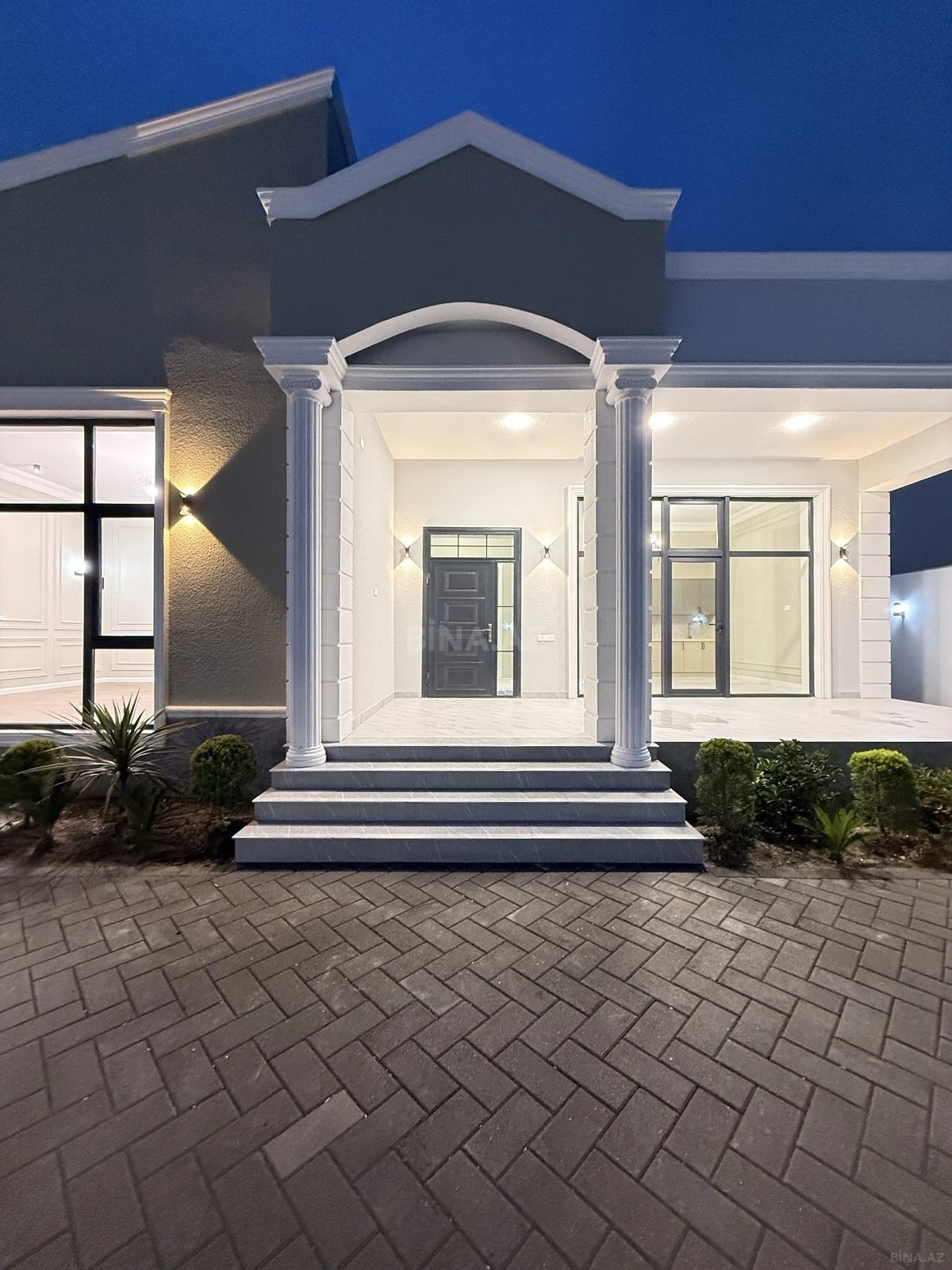 Satılır 4 otaqlı həyət evi 180 m²