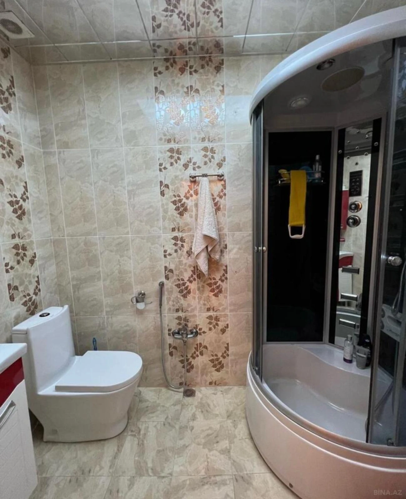 Satılır 3 otaqlı mənzil 132 m²