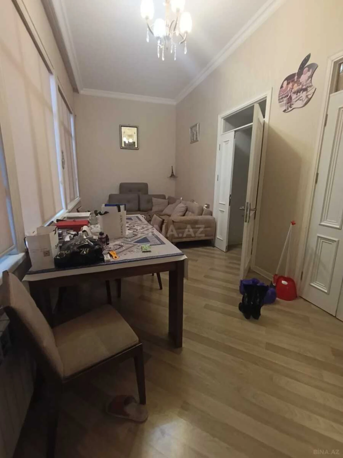 Satılır 4 otaqlı mənzil 140 m²