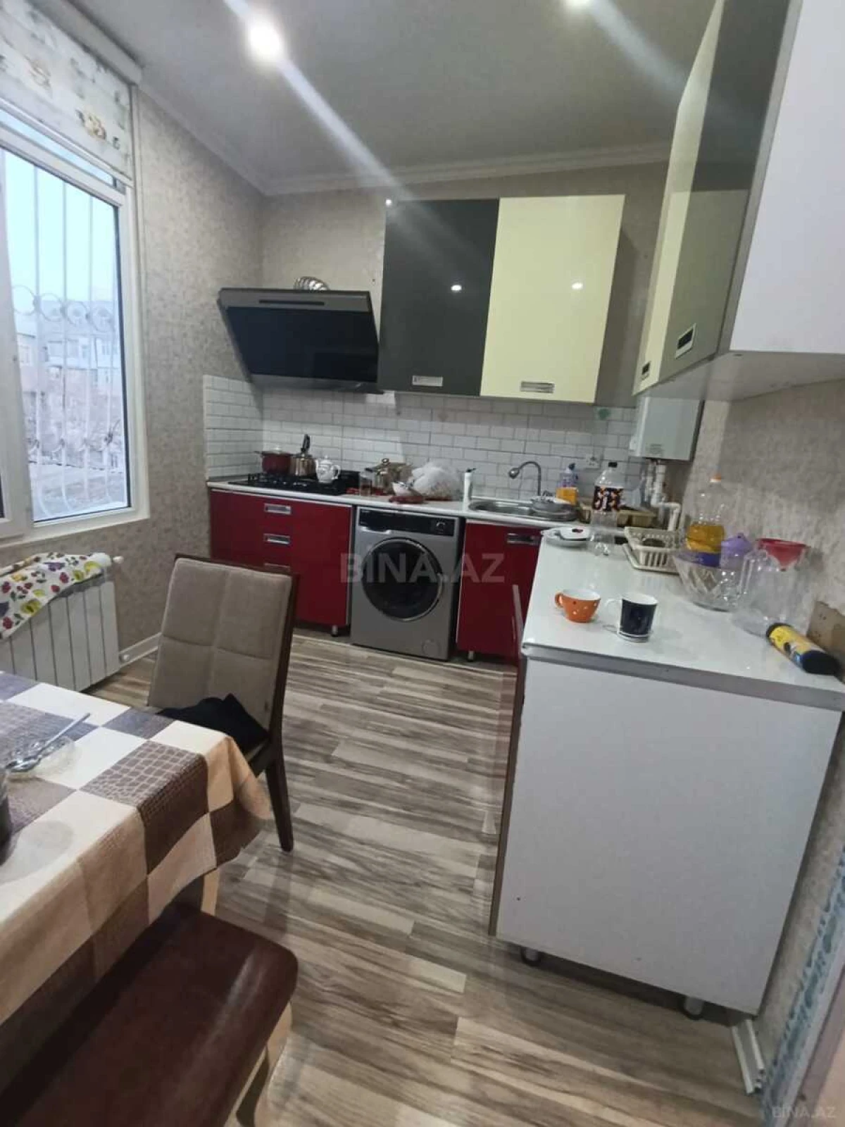 Satılır 4 otaqlı mənzil 140 m²