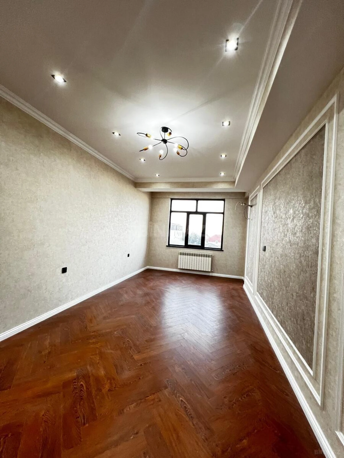 Satılır 3 otaqlı mənzil 120 m²
