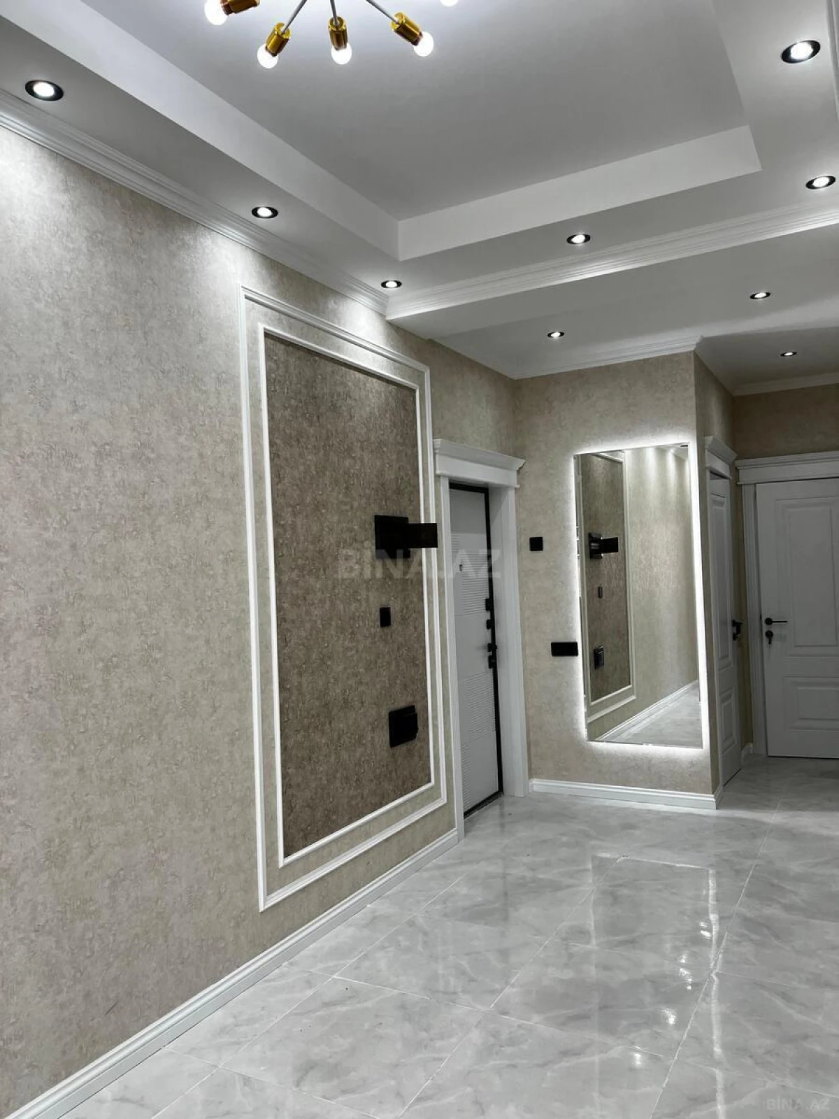 Satılır 3 otaqlı mənzil 120 m²