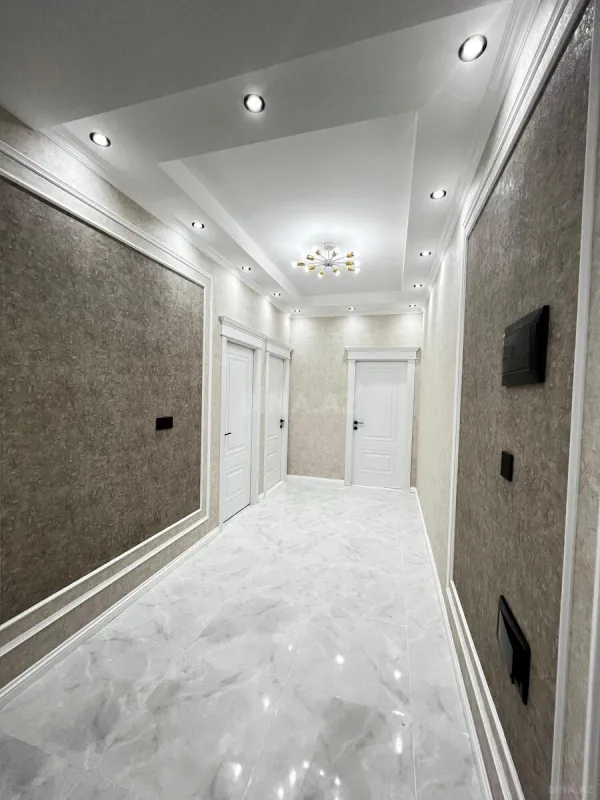 Satılır 3 otaqlı mənzil 120 m²