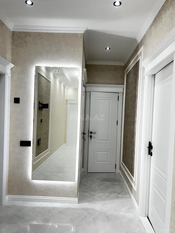 Satılır 3 otaqlı mənzil 120 m²