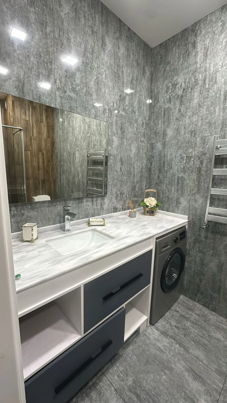 Kirayə verilir 3 otaqlı mənzil 107 m²