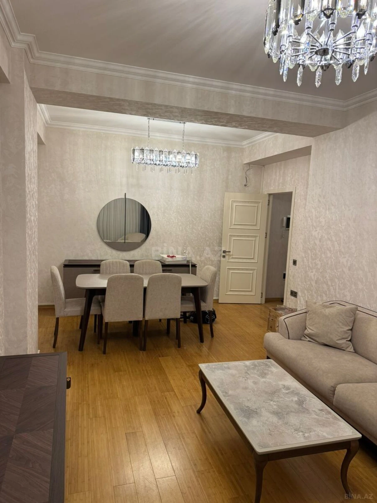 Satılır 2 otaqlı mənzil 75 m²