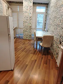 Kirayə verilir 2 otaqlı ofis 115 m²