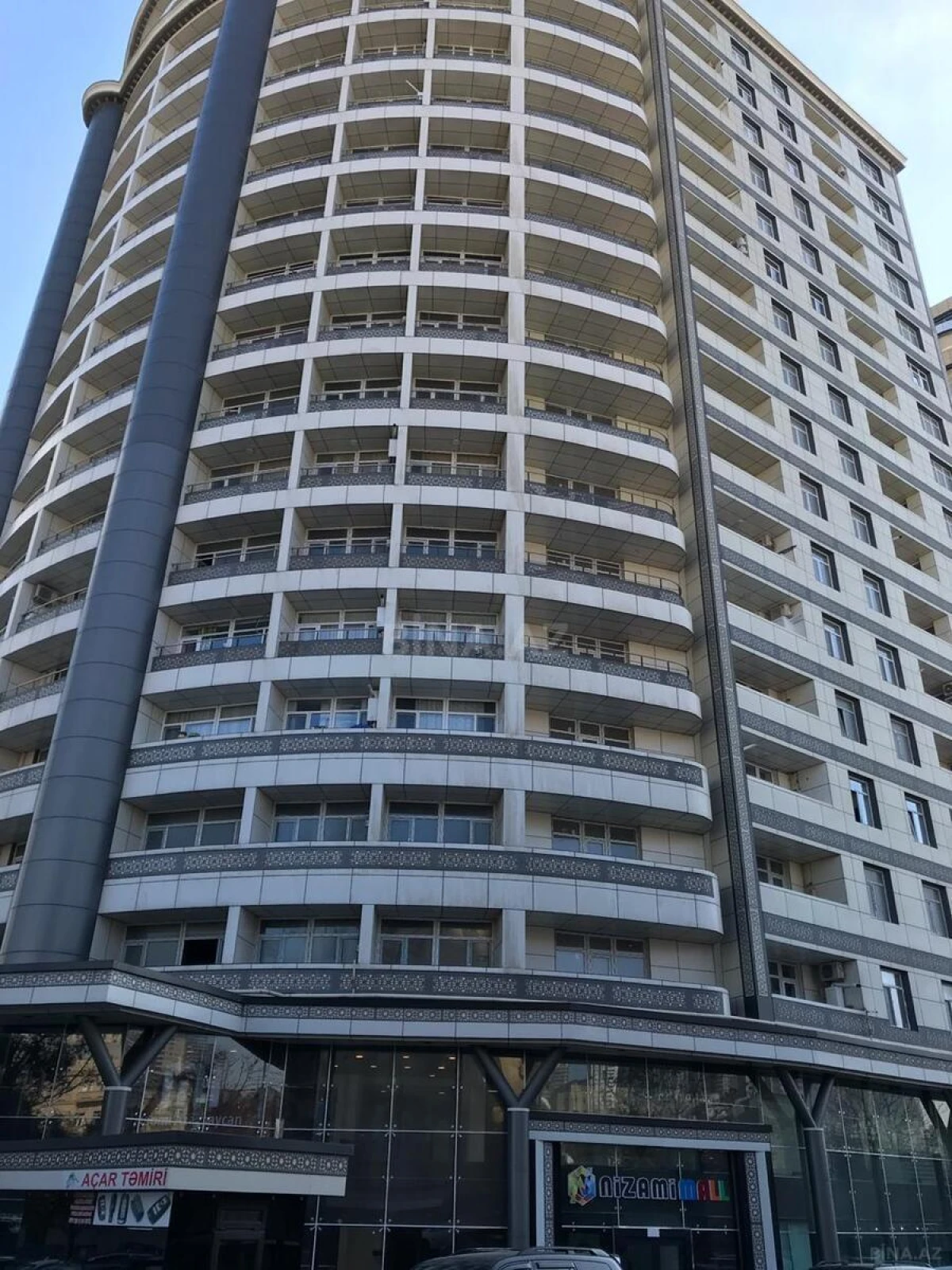 Kirayə verilir 2 otaqlı ofis 115 m²