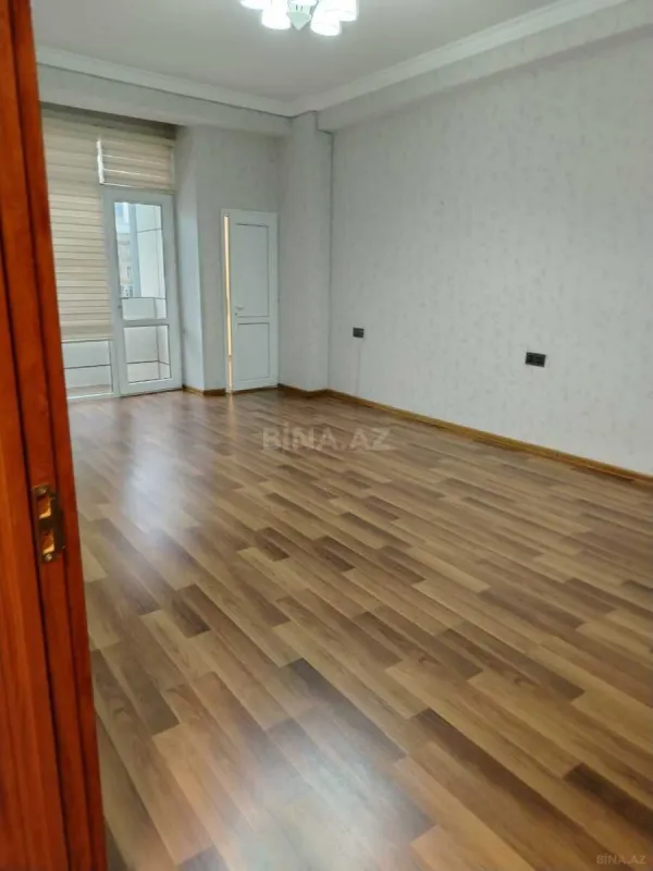 Kirayə verilir 2 otaqlı ofis 115 m²