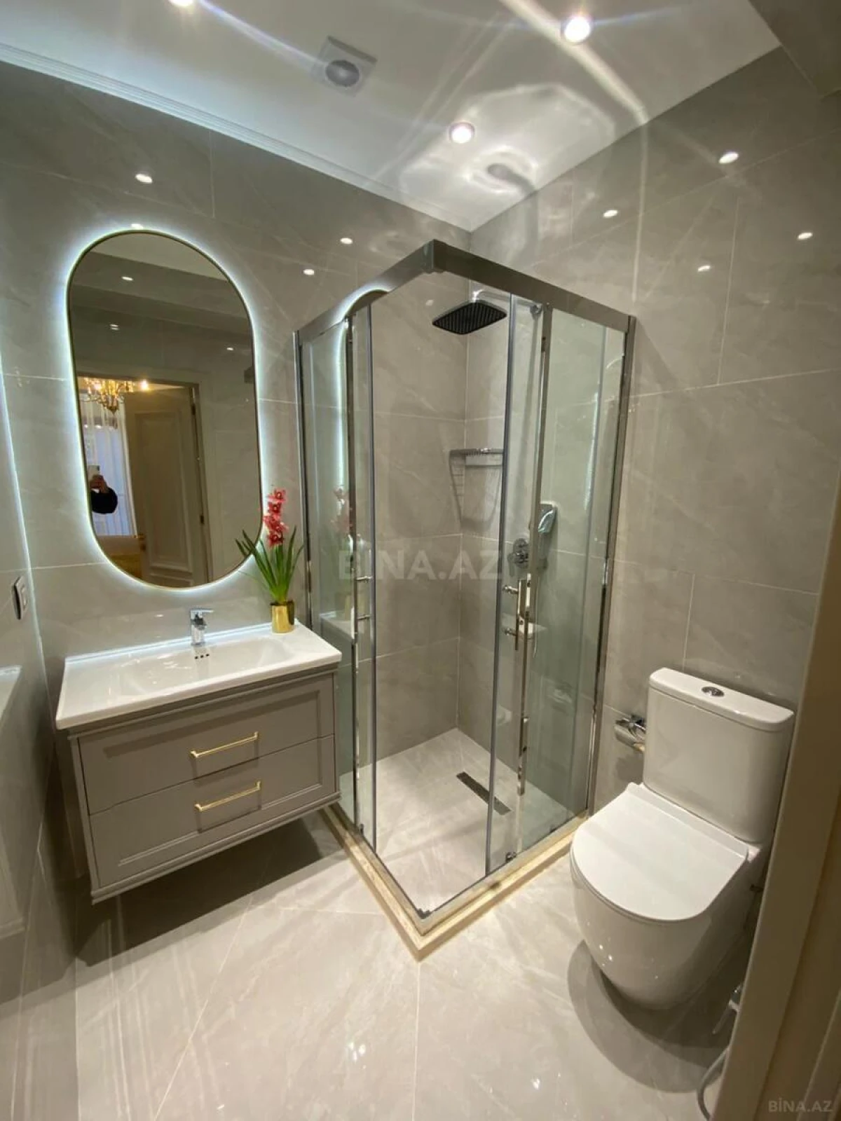 Satılır 3 otaqlı mənzil 128 m²