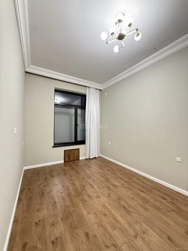 Satılır 5 otaqlı həyət evi 260 m²