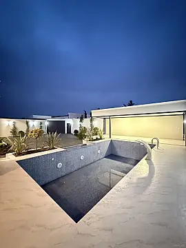 Satılır 5 otaqlı həyət evi 260 m²