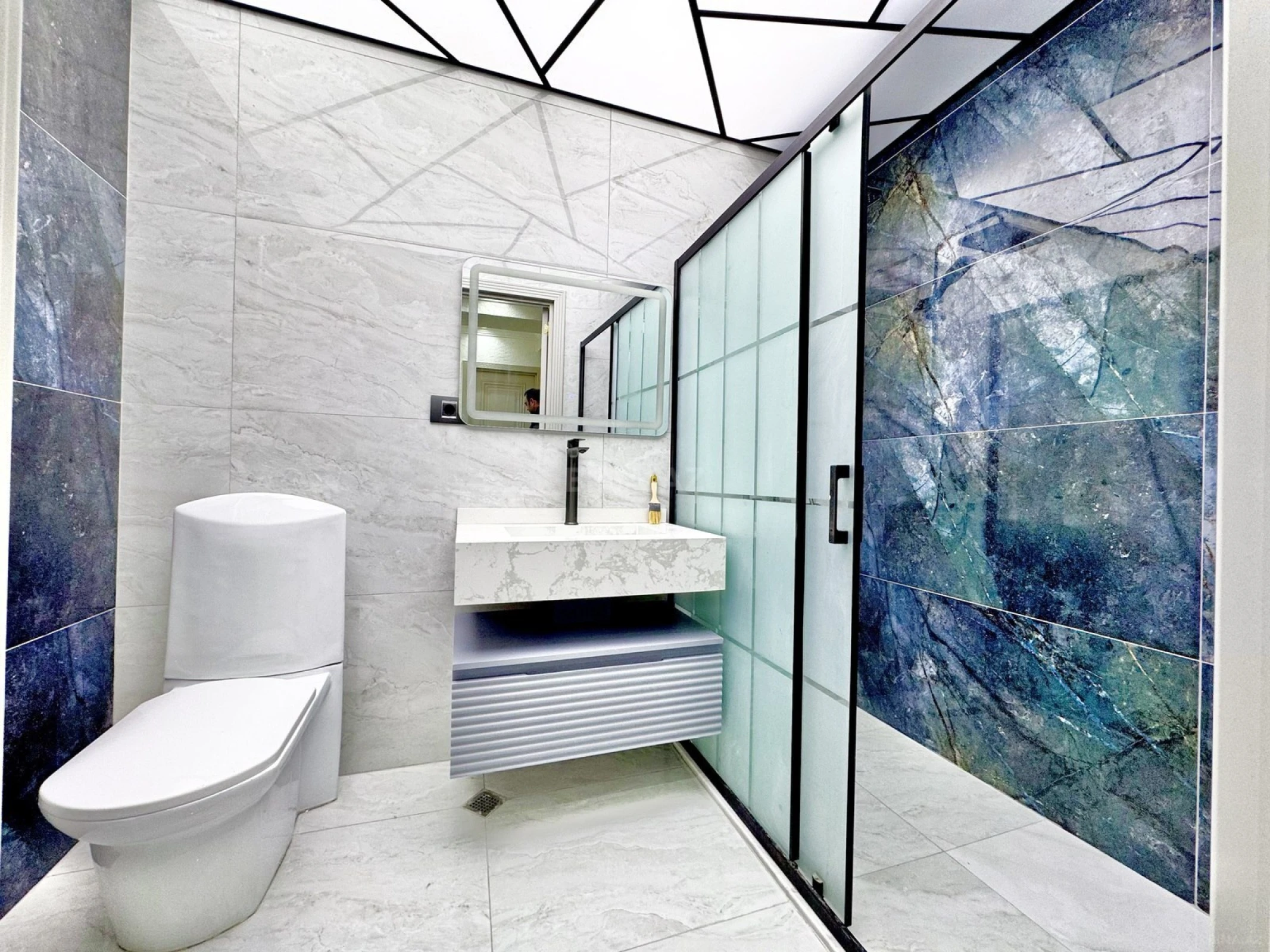 Satılır 3 otaqlı mənzil 110 m²