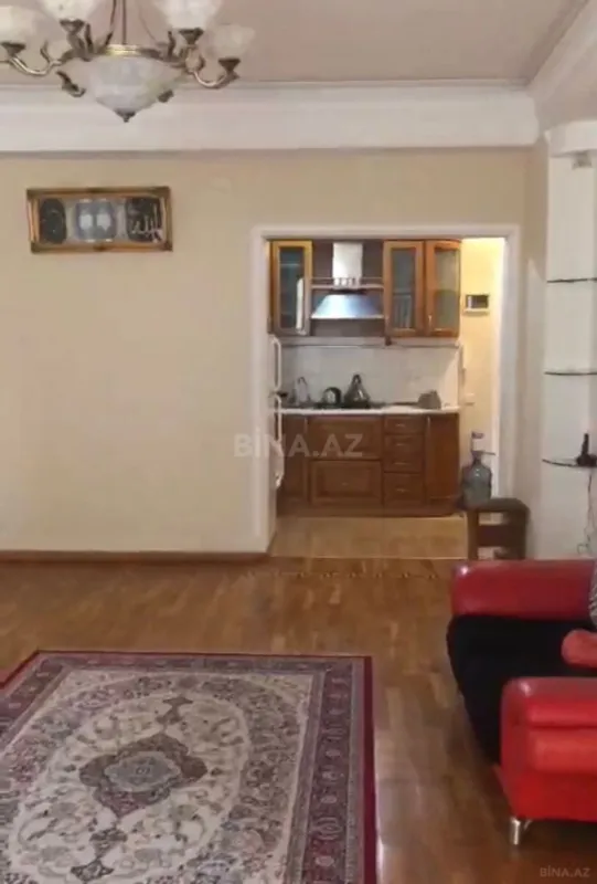 Kirayə verilir 2 otaqlı mənzil 90 m²