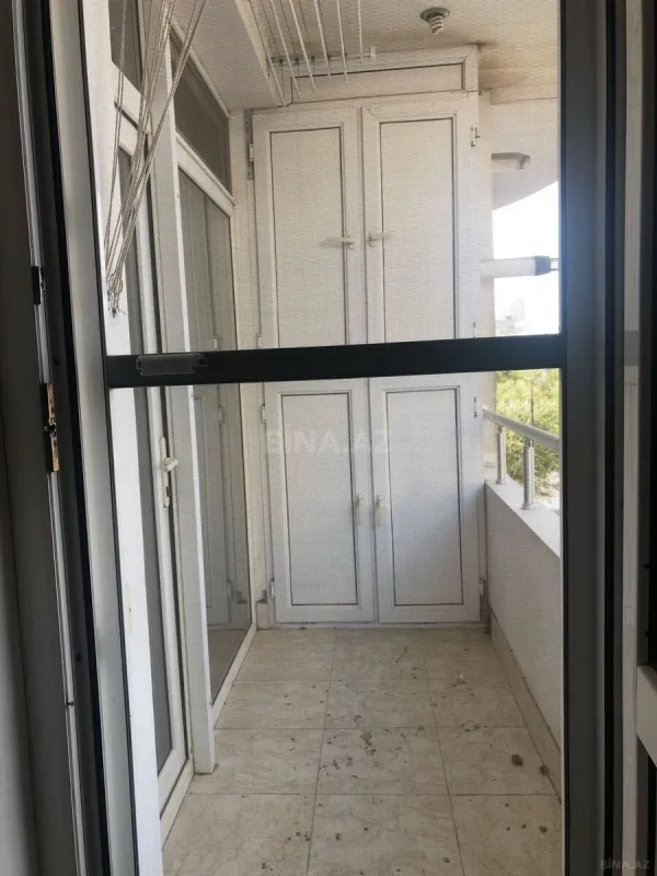 Kirayə verilir 2 otaqlı mənzil 90 m²