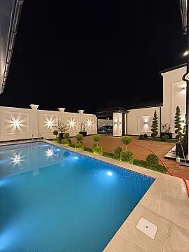 Satılır 4 otaqlı həyət evi 220 m²