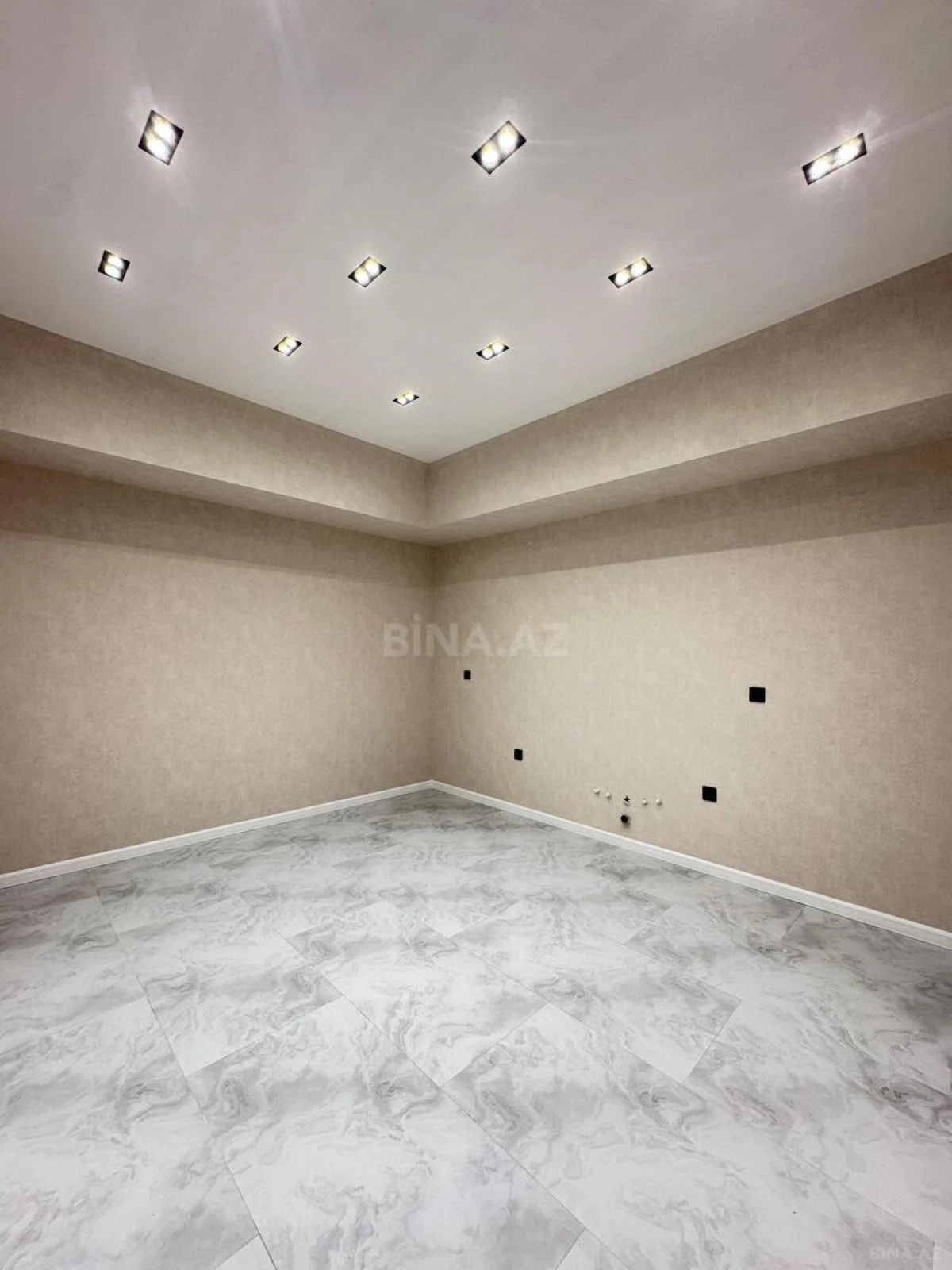 Satılır 4 otaqlı həyət evi 220 m²