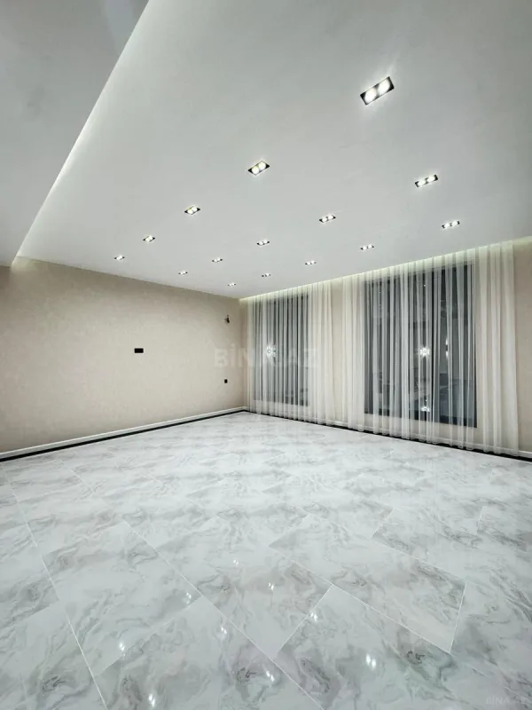 Satılır 4 otaqlı həyət evi 220 m²