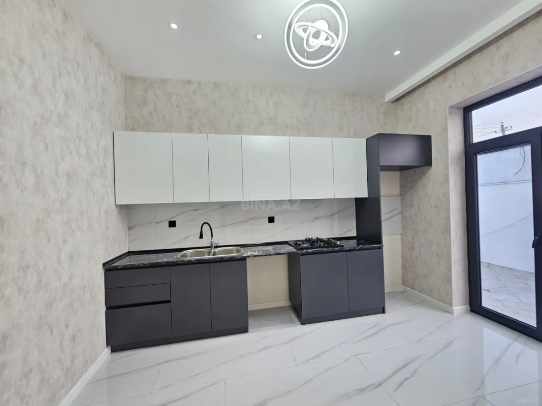 Satılır 4 otaqlı həyət evi 130 m²