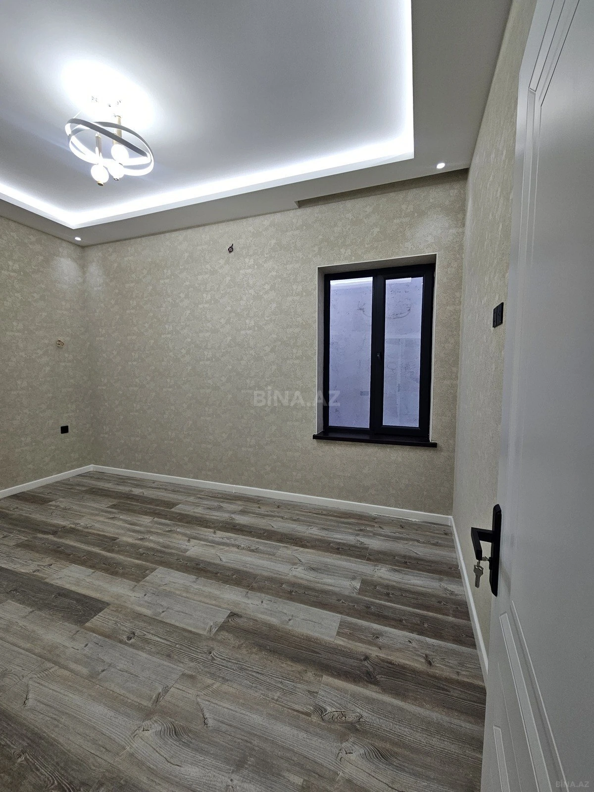 Satılır 4 otaqlı həyət evi 130 m²