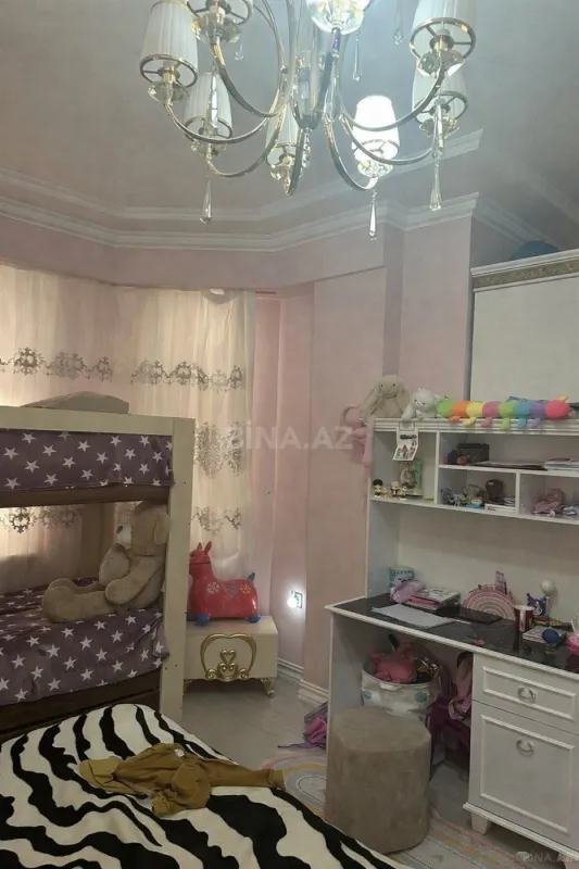 Satılır 2 otaqlı mənzil 100 m²