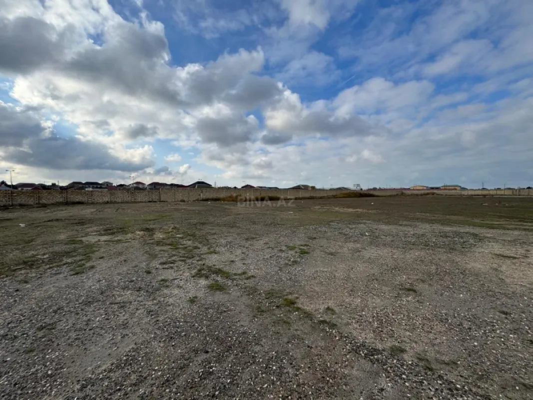 Satılır torpaq sahəsi 400 m²