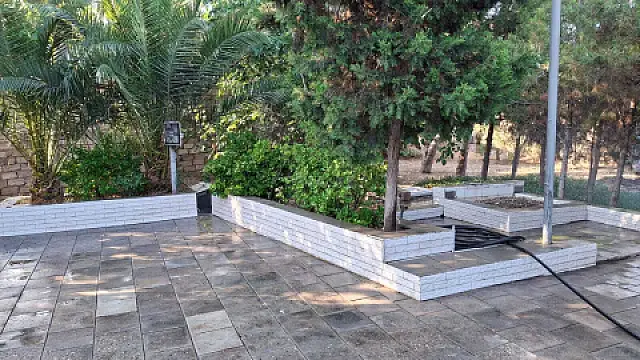 Satılır 2 otaqlı həyət evi 100 m²