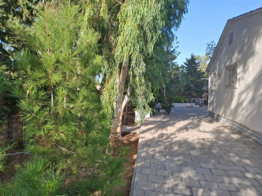 Satılır 2 otaqlı həyət evi 100 m²