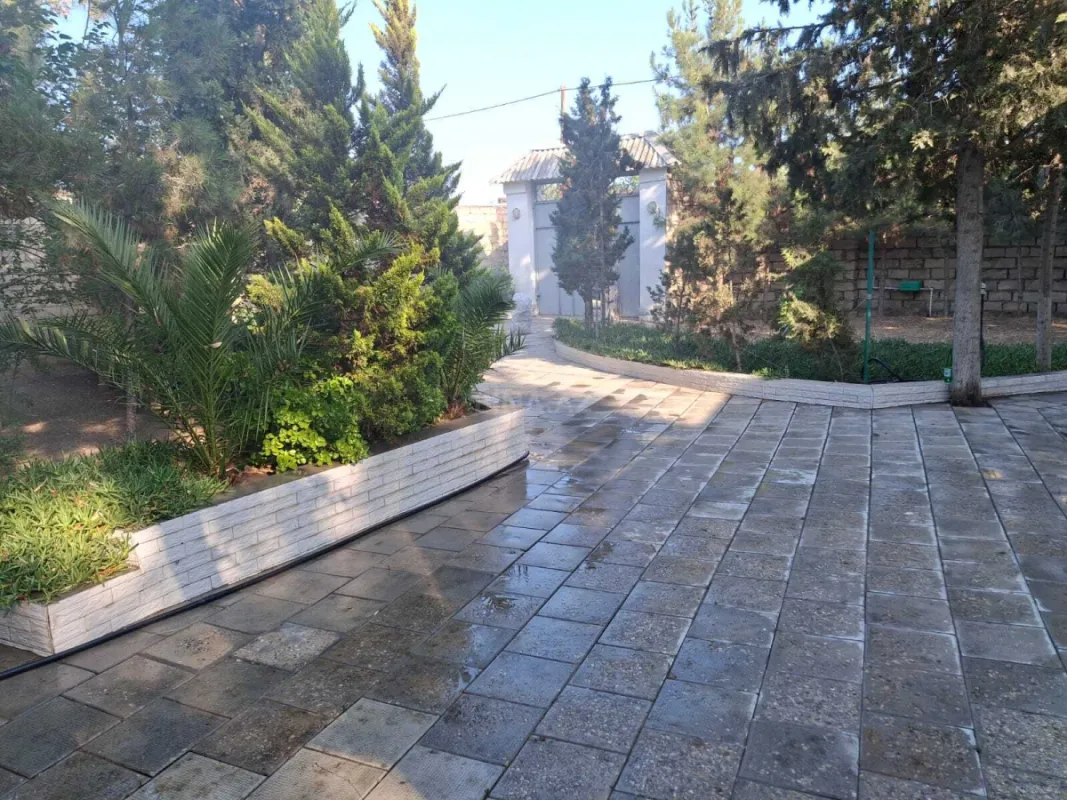 Satılır 2 otaqlı həyət evi 100 m²