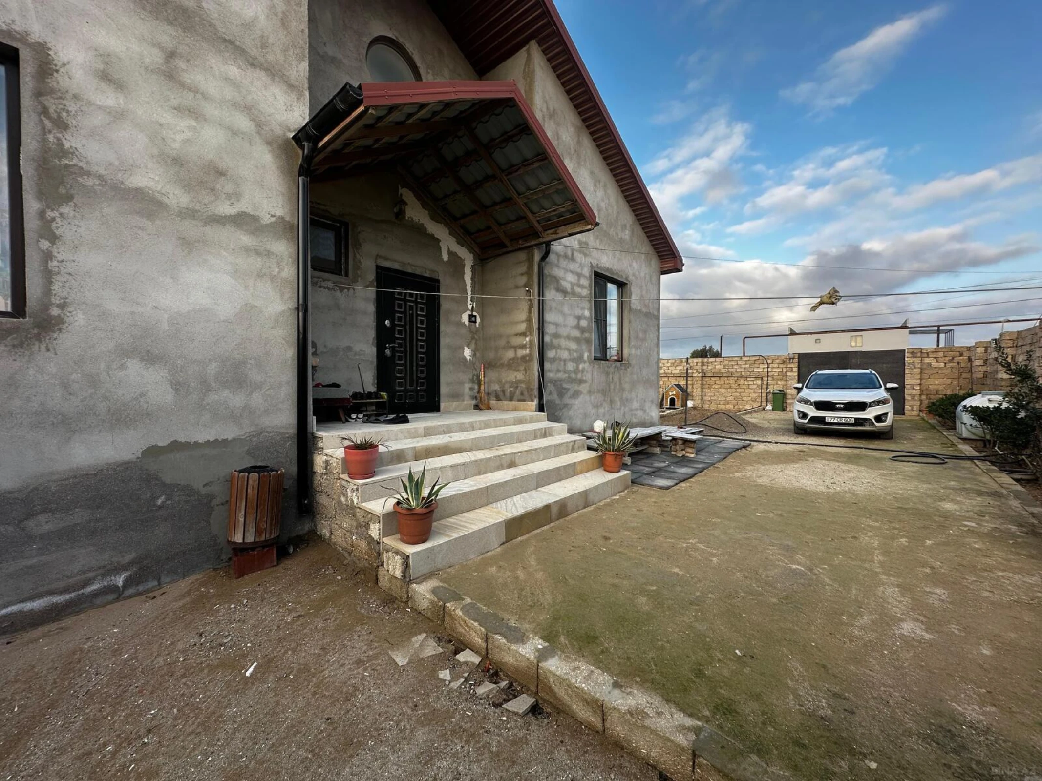 Satılır 4 otaqlı həyət evi 170 m²
