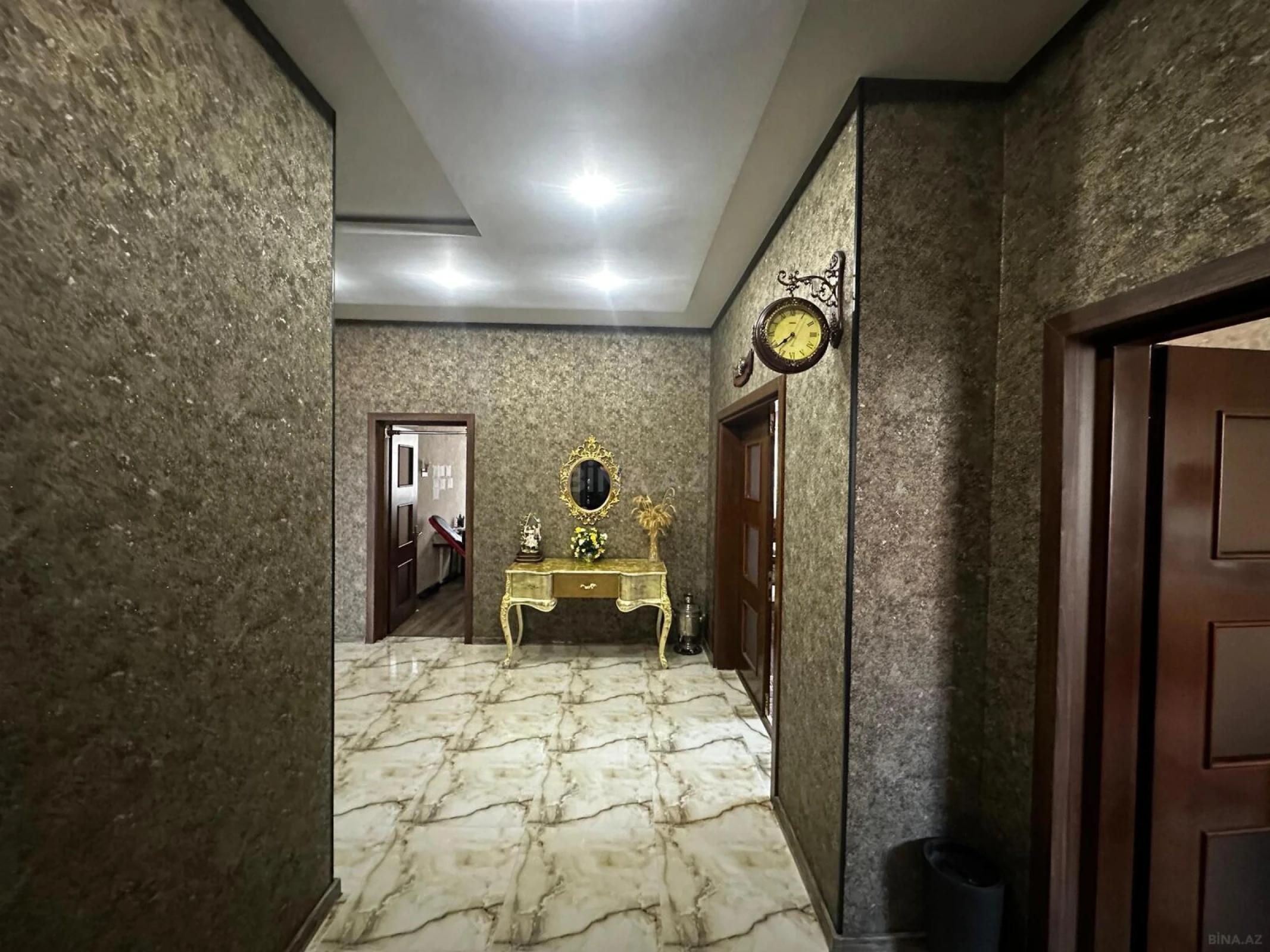 Satılır 4 otaqlı həyət evi 170 m²