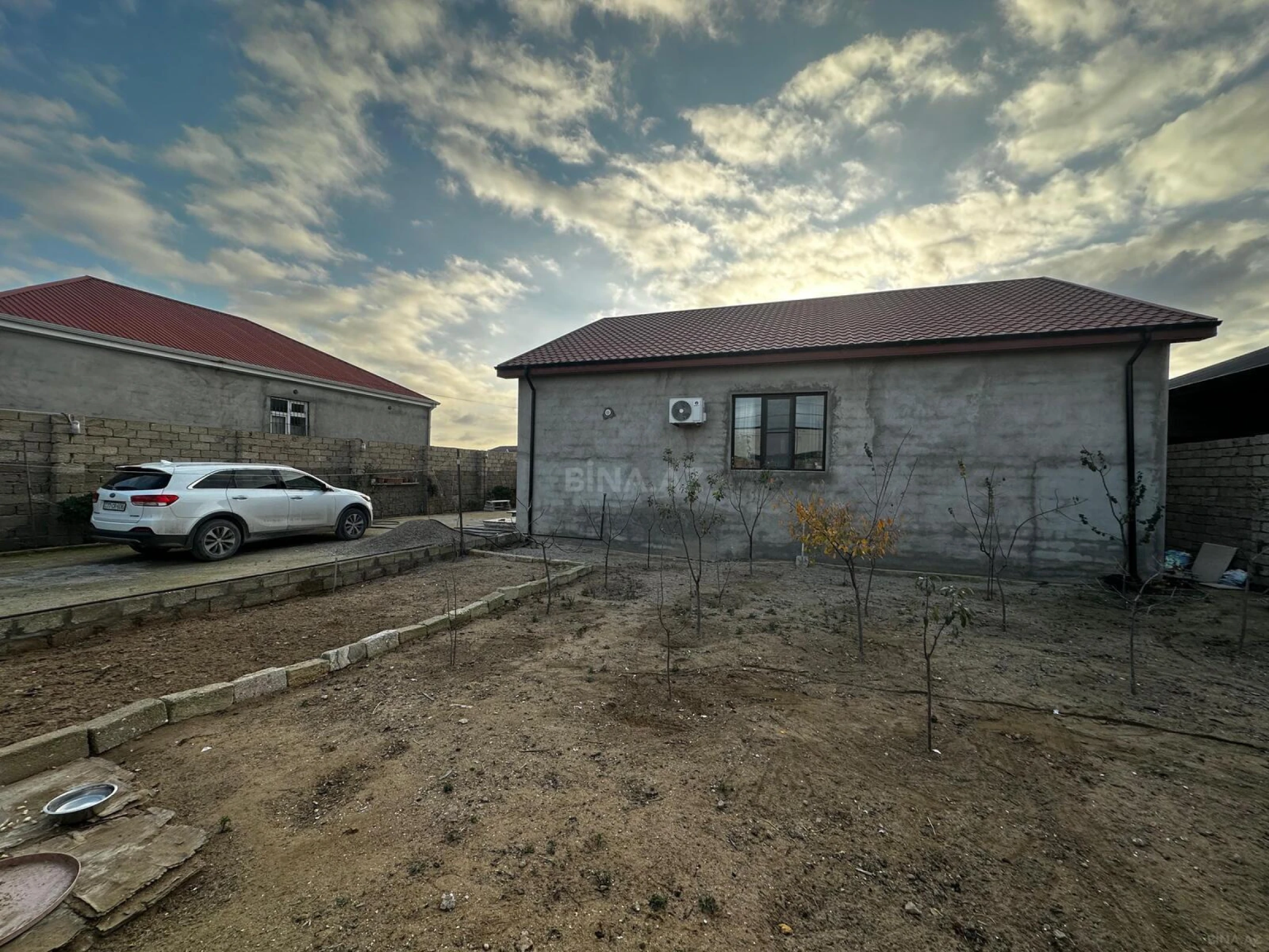 Satılır 4 otaqlı həyət evi 170 m²