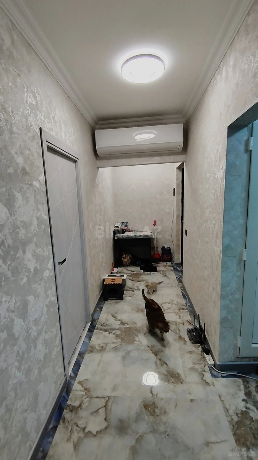 Satılır 5 otaqlı mənzil 130 m²