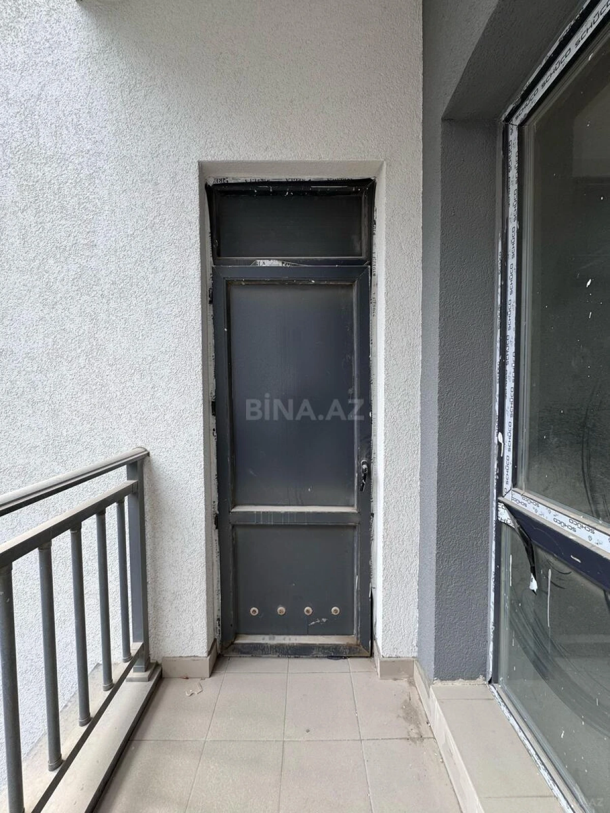 Satılır 4 otaqlı mənzil 190 m²