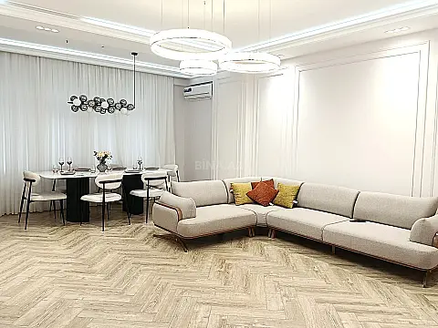 Satılır 2 otaqlı mənzil 102 m² — Bakı, Xətai m/s yanı 2 otaq 102.00 m²