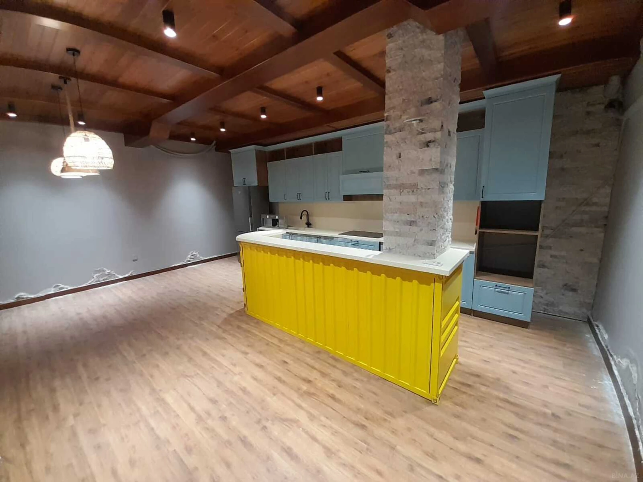 Kirayə verilir obyekt 530 m²