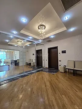 Kirayə verilir 3 otaqlı mənzil 170 m² — Bakı, Yasamal 3 otaq 170.00 m²