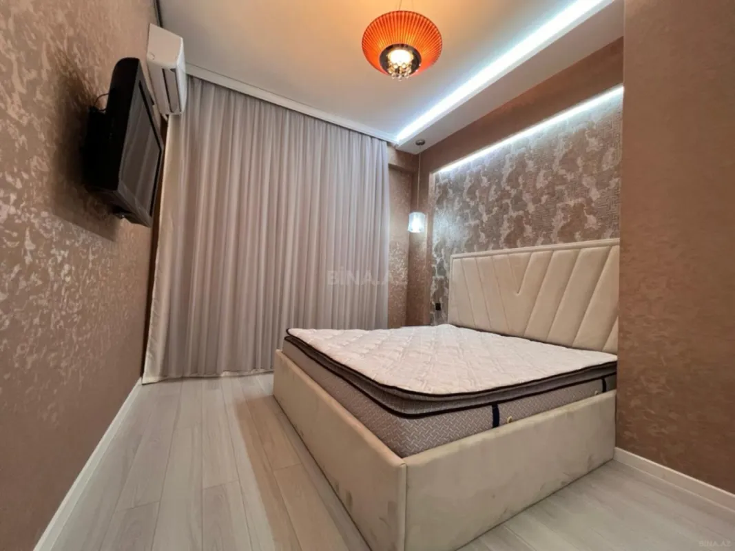Kirayə verilir 2 otaqlı mənzil 75 m²