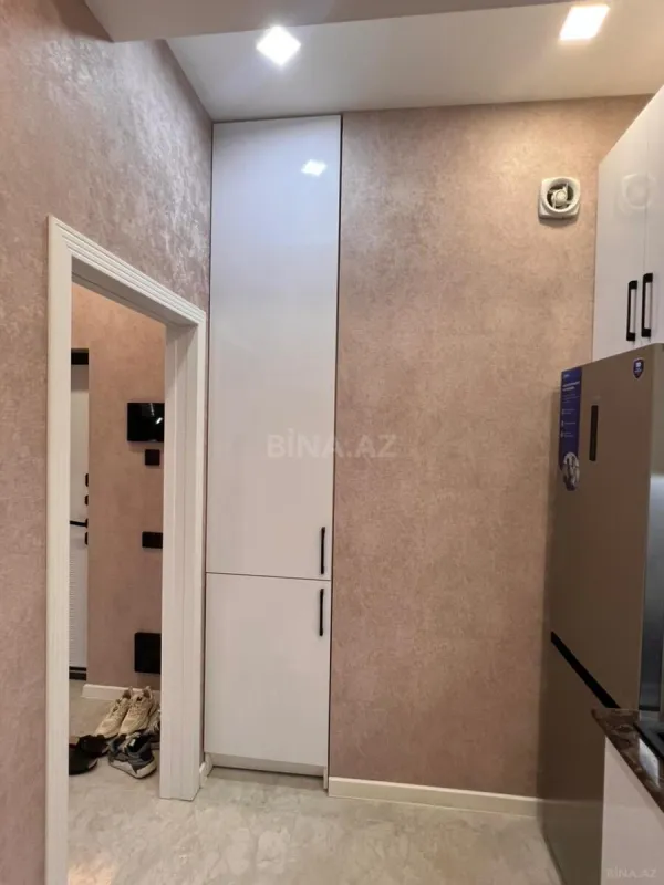 Kirayə verilir 2 otaqlı mənzil 75 m²