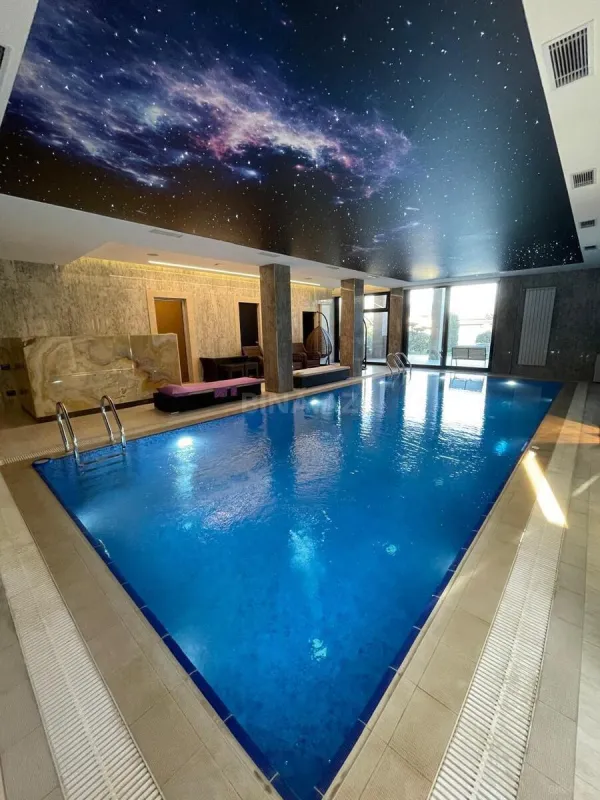 Satılır 6 otaqlı həyət evi 650 m²